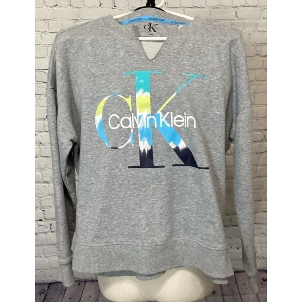 Calvin Klein Sweatshirt Women's Size M Color Gray Graphic Sweatshirt
